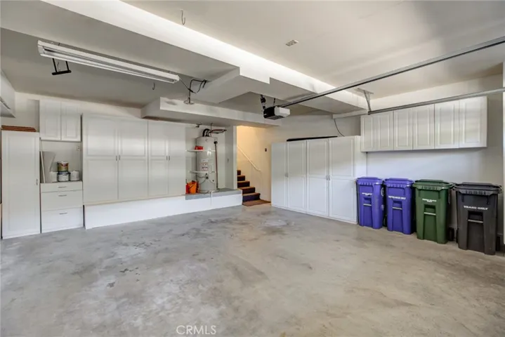 6 Santa Cruz Court, Manhattan Beach, California 90266