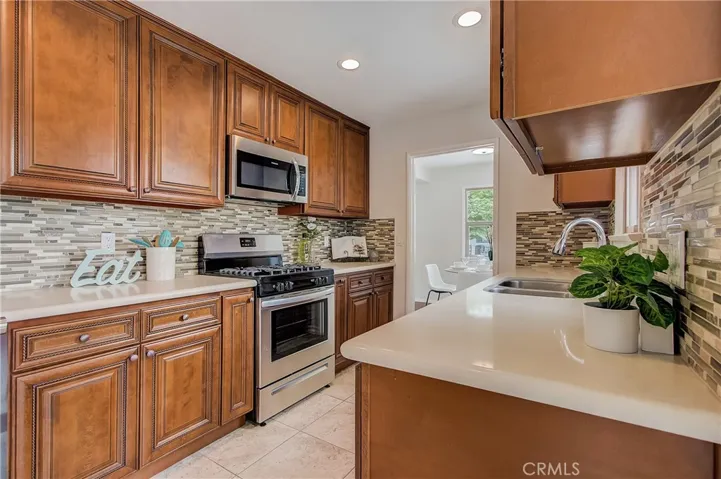 367 W Avenue J7, Lancaster, California 93534