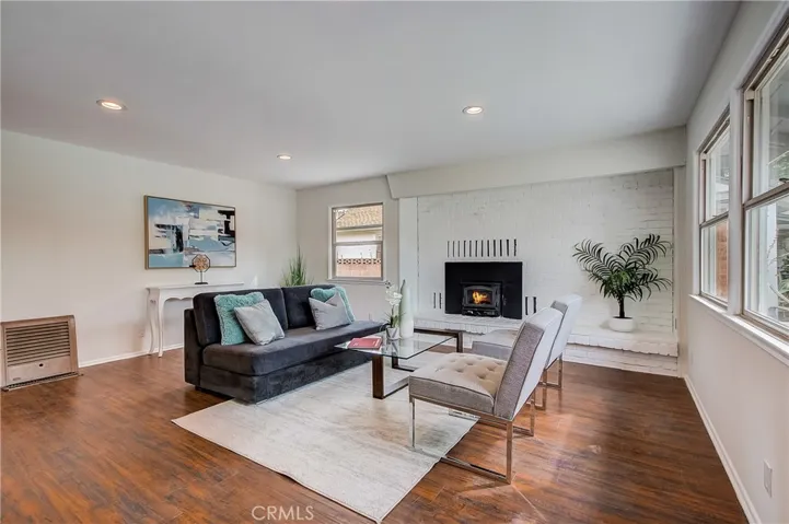 367 W Avenue J7, Lancaster, California 93534
