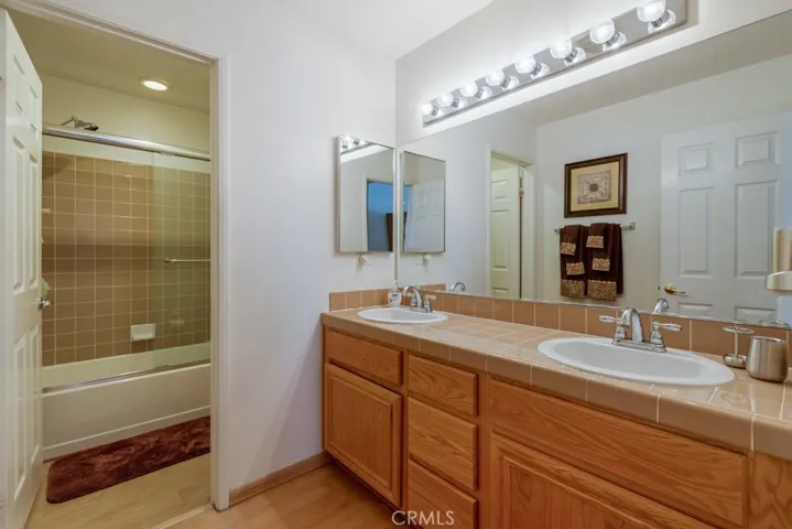 26463 Puffin Place, Canyon Country, California 91387