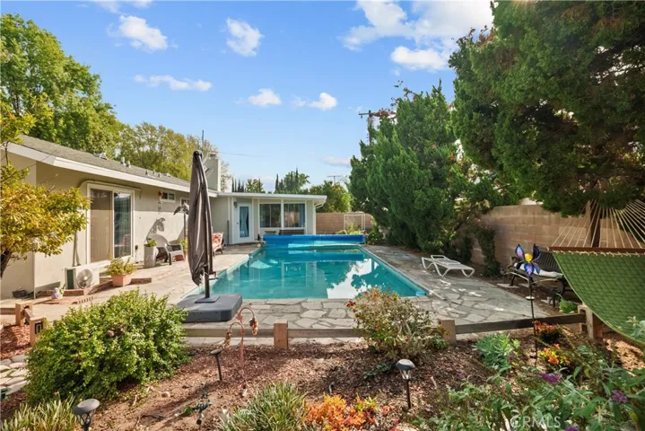 16104 Bahama, North Hills, California 91343