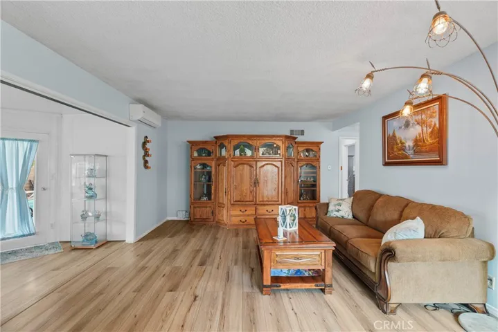 16104 Bahama, North Hills, California 91343