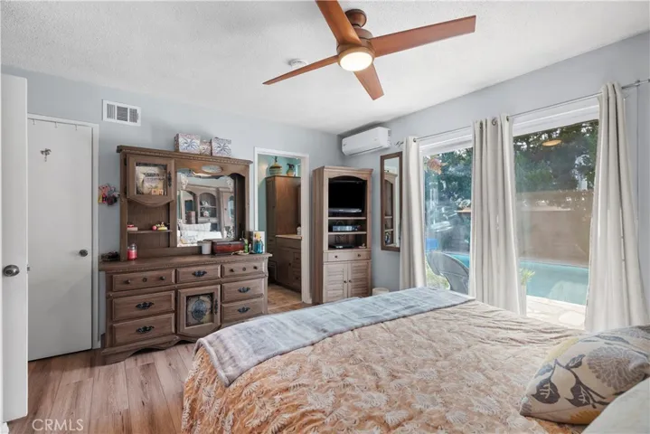16104 Bahama, North Hills, California 91343