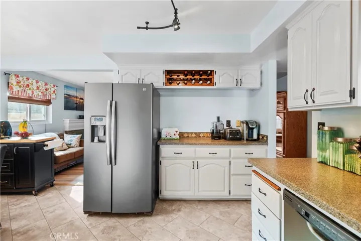16104 Bahama, North Hills, California 91343