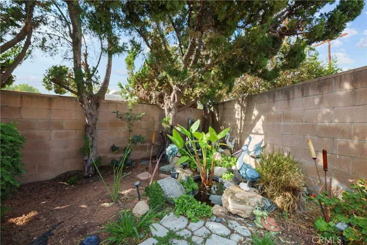 16104 Bahama, North Hills, California 91343