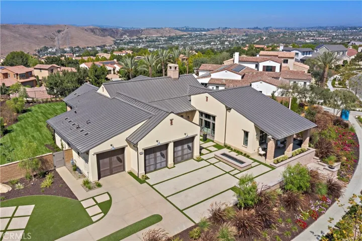 One of the largest driveways in all of Ladera Ranch