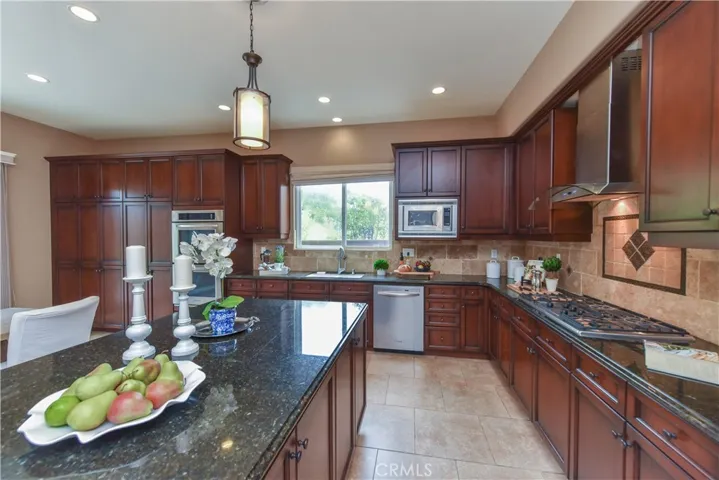 16701 S Peak Court, Riverside, California 92503