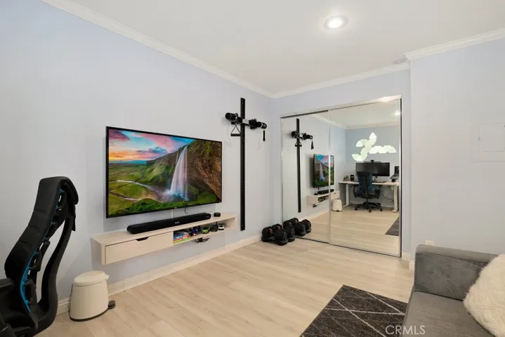 2514 E Willow Street 206, Signal Hill, California 90755
