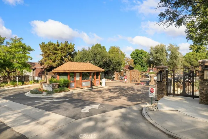 2514 E Willow Street 206, Signal Hill, California 90755