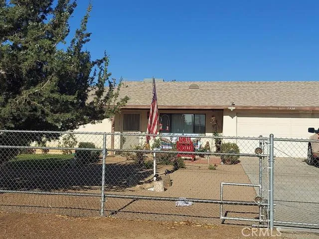 7928 Hemlock Avenue, Hesperia, California 92345