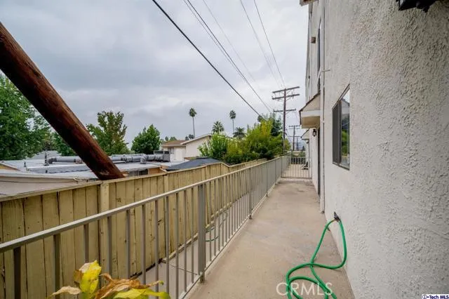 1166 Rosedale Avenue 104, Glendale, California 91201