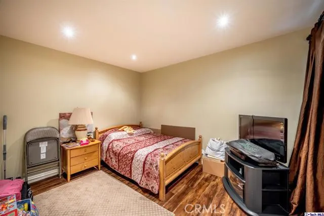 1166 Rosedale Avenue 104, Glendale, California 91201