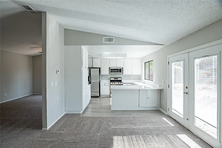 548 Westminister Drive, San Jacinto, California 92583