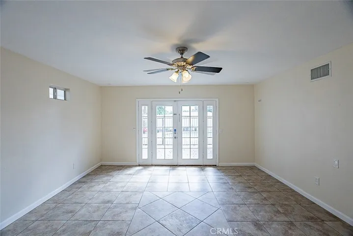 548 Westminister Drive, San Jacinto, California 92583