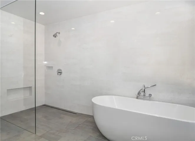 813 Van Dyke Drive, Laguna Beach, California 92651