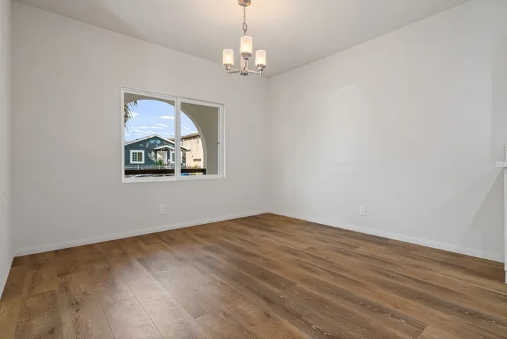 714 E 76th Place, Los Angeles, California 90001