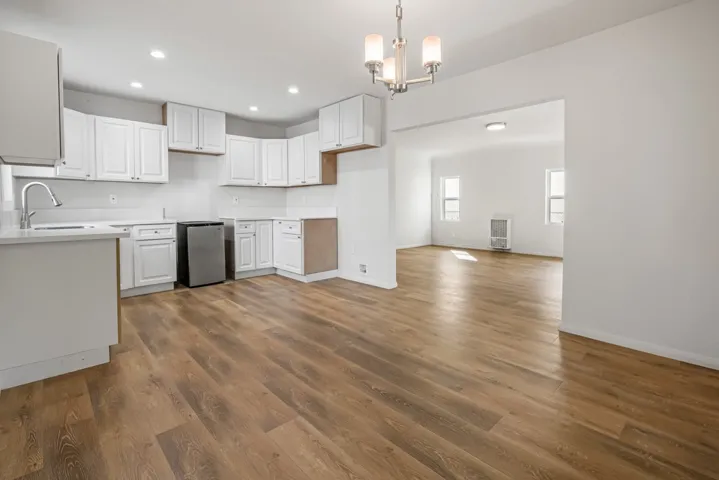714 E 76th Place, Los Angeles, California 90001