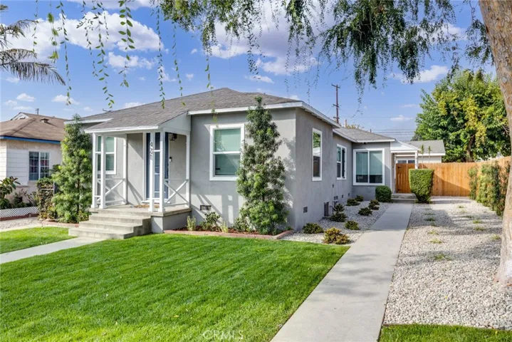 419 W Walnut Avenue, Monrovia, California 91016