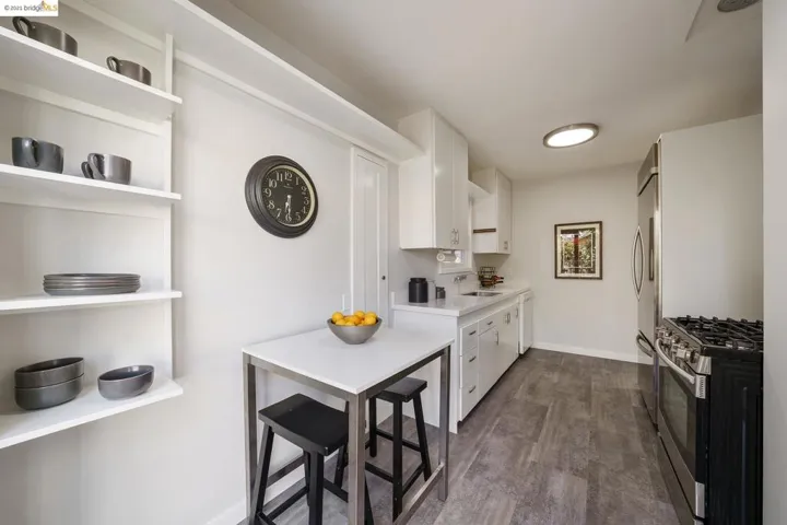 2421 Valley St, Berkeley, California 94702