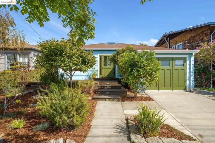 2421 Valley St, Berkeley, California 94702