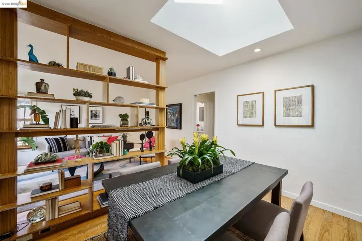2421 Valley St, Berkeley, California 94702