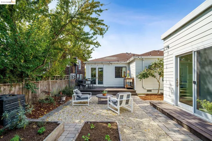 2421 Valley St, Berkeley, California 94702