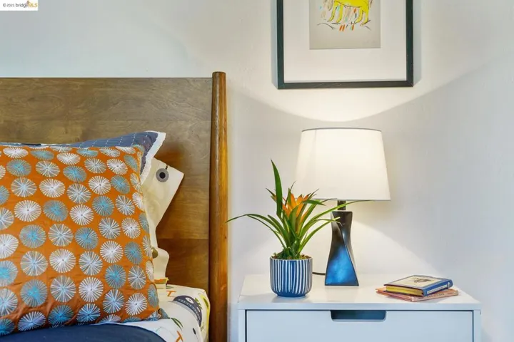 2421 Valley St, Berkeley, California 94702