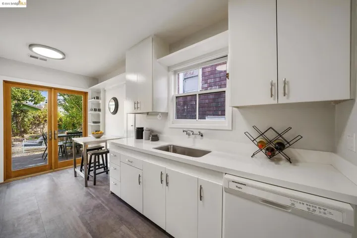 2421 Valley St, Berkeley, California 94702