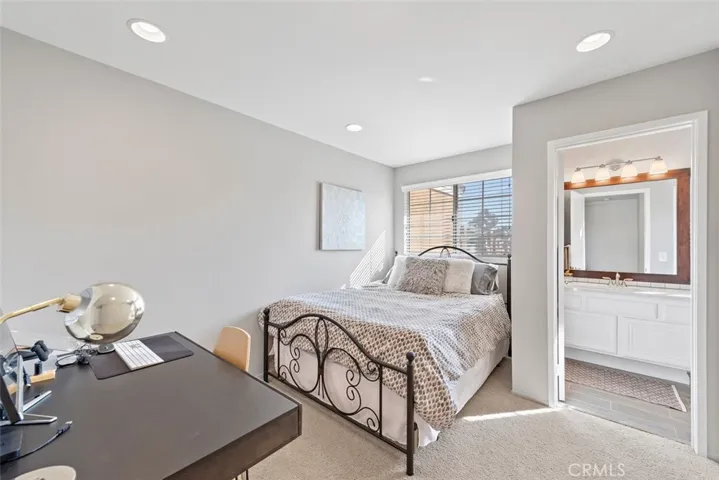 90 Sandcastle, Aliso Viejo, California 92656