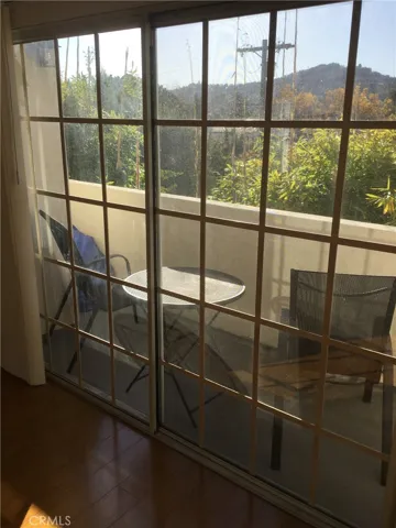 11482 Moorpark Street 06, Studio City, California 91602