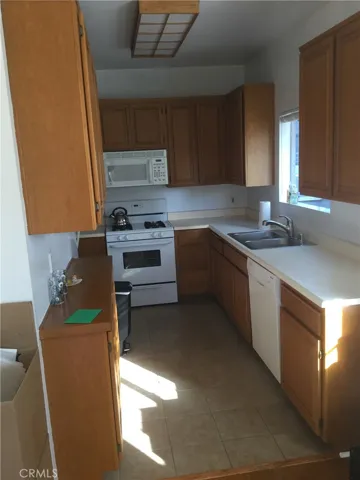11482 Moorpark Street 06, Studio City, California 91602