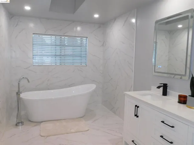18729 Loukos Pl, Castro Valley, California 94546