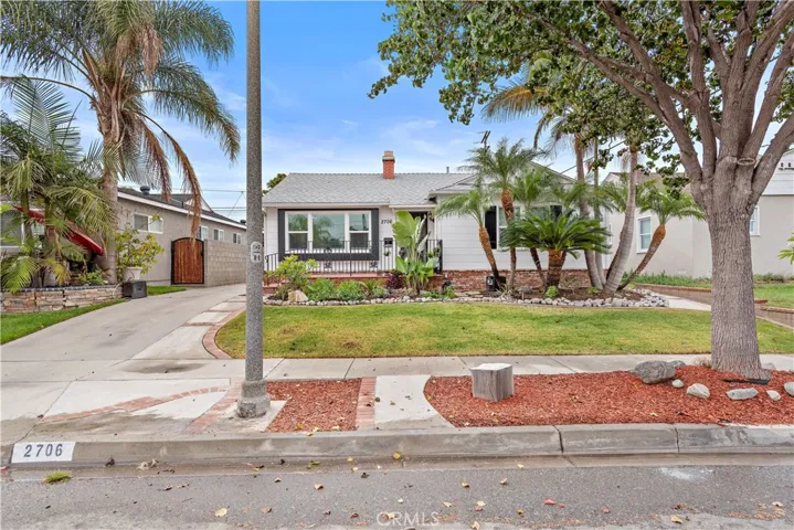 2706 Sandwood Street, Lakewood, California 90712