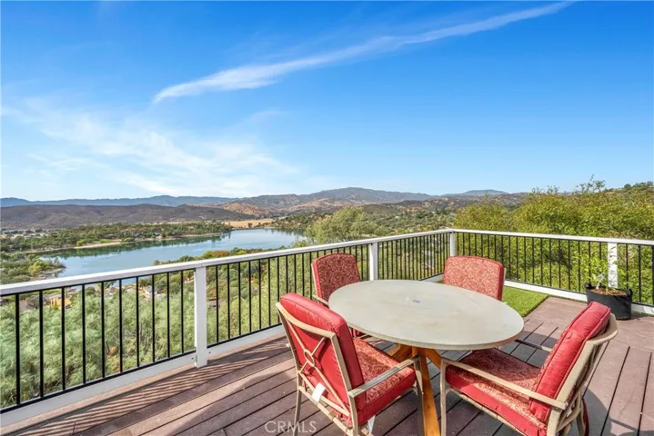 17232 Greenridge Road, Hidden Valley Lake, California 95467