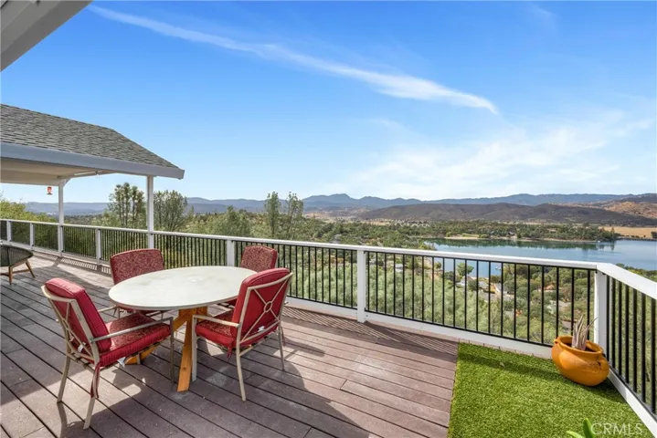 17232 Greenridge Road, Hidden Valley Lake, California 95467