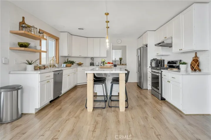 17232 Greenridge Road, Hidden Valley Lake, California 95467