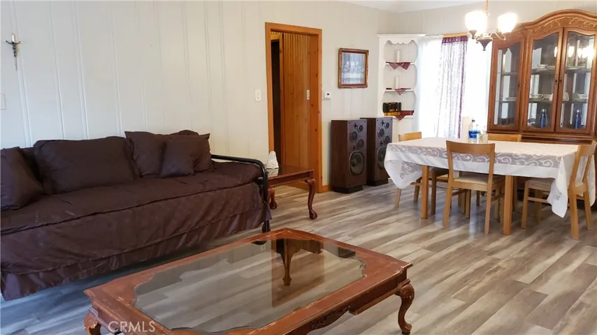 368 S State Highway 138, Crestline, California 92325