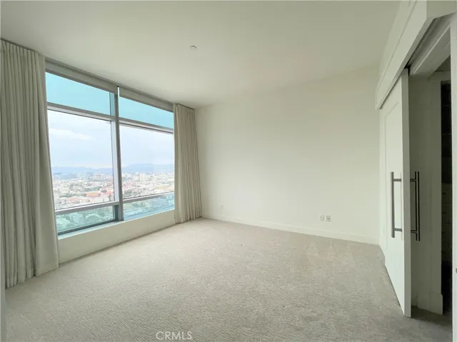 900 W Olympic Boulevard 30f, Los Angeles, California 90015