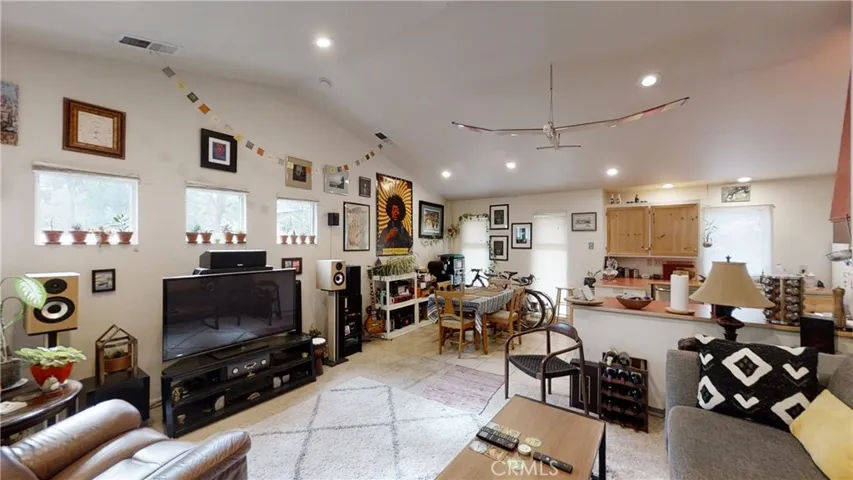 280 E 19th Street, Chico, California 95928