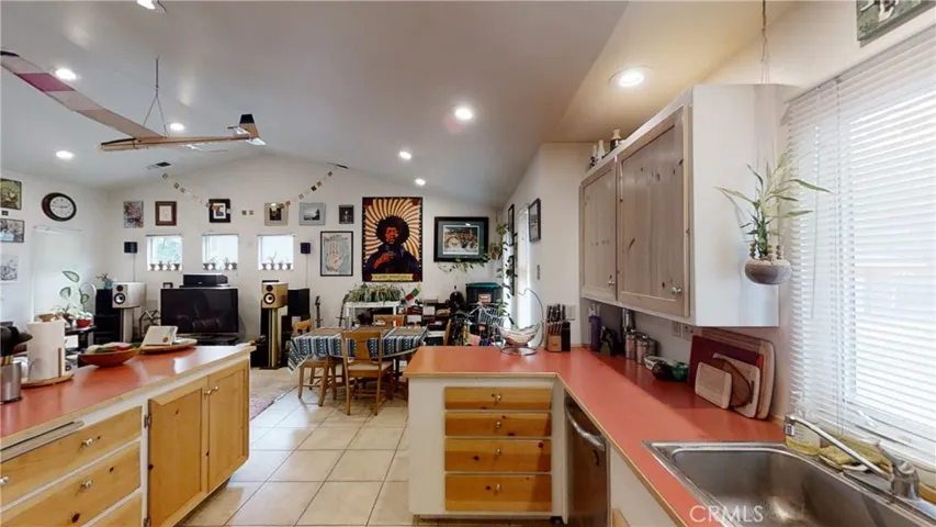 280 E 19th Street, Chico, California 95928