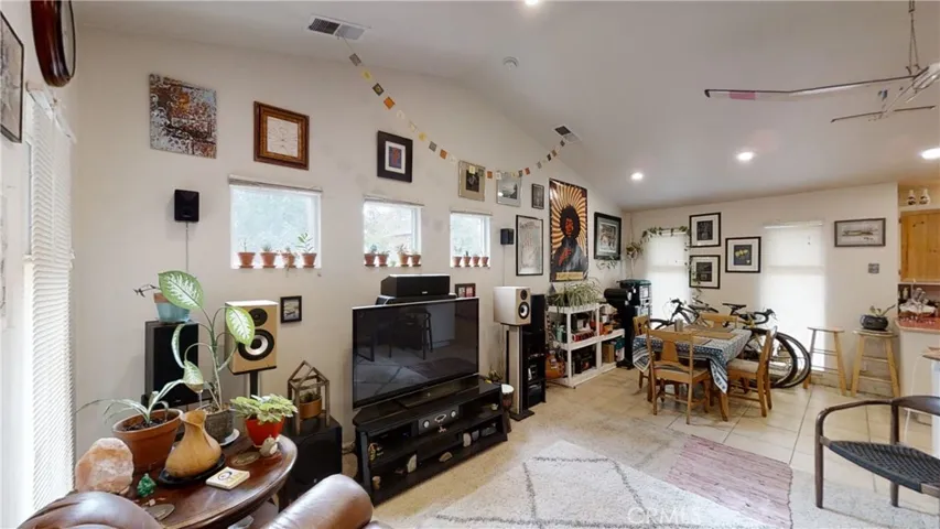 280 E 19th Street, Chico, California 95928