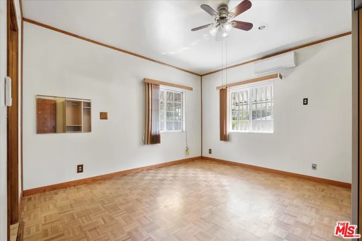 956 Westchester Place, Los Angeles, California 90019