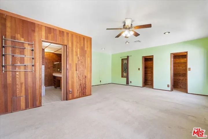 956 Westchester Place, Los Angeles, California 90019