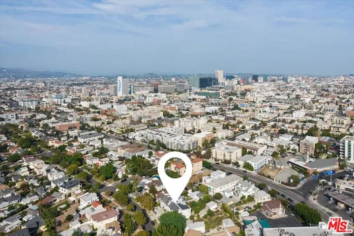 956 Westchester Place, Los Angeles, California 90019