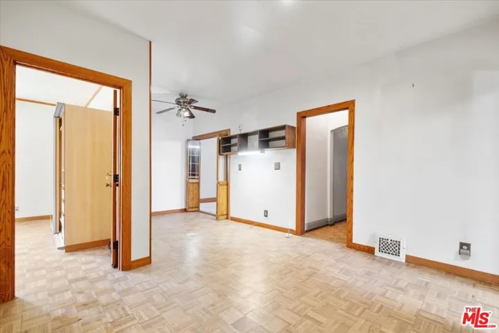 956 Westchester Place, Los Angeles, California 90019