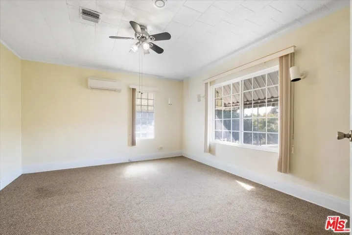 956 Westchester Place, Los Angeles, California 90019