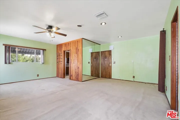 956 Westchester Place, Los Angeles, California 90019
