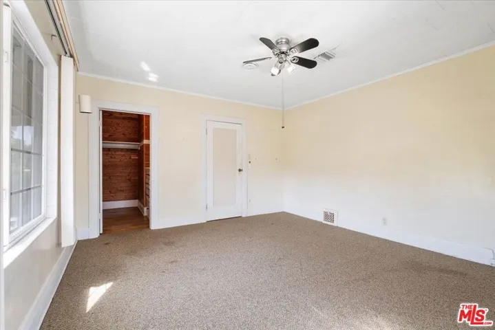 956 Westchester Place, Los Angeles, California 90019