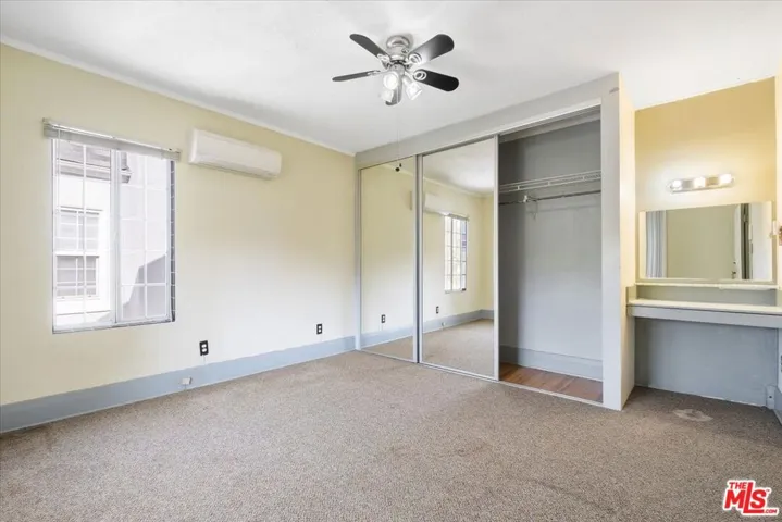 956 Westchester Place, Los Angeles, California 90019