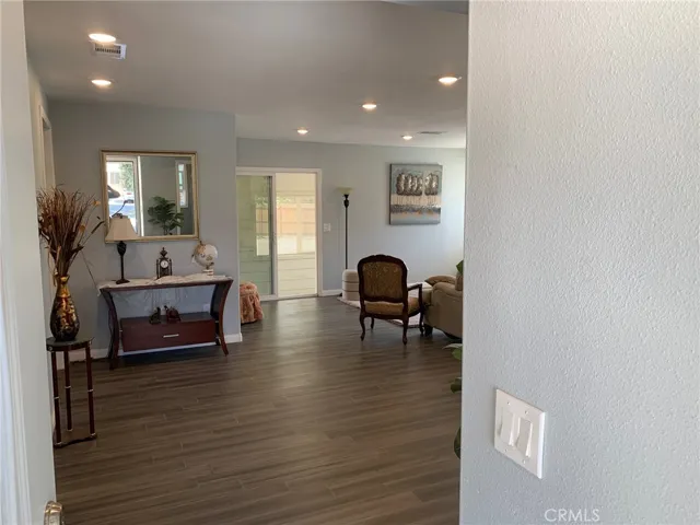 548 Geneva Avenue, Claremont, California 91711